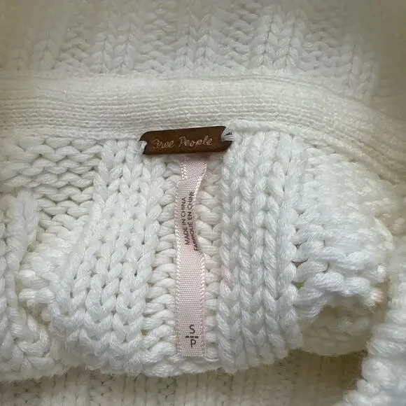 Free People Sweetheart Sweater Womens Small Ivory Boho Chunky Knit Mock Neck - Picture 3 of 13